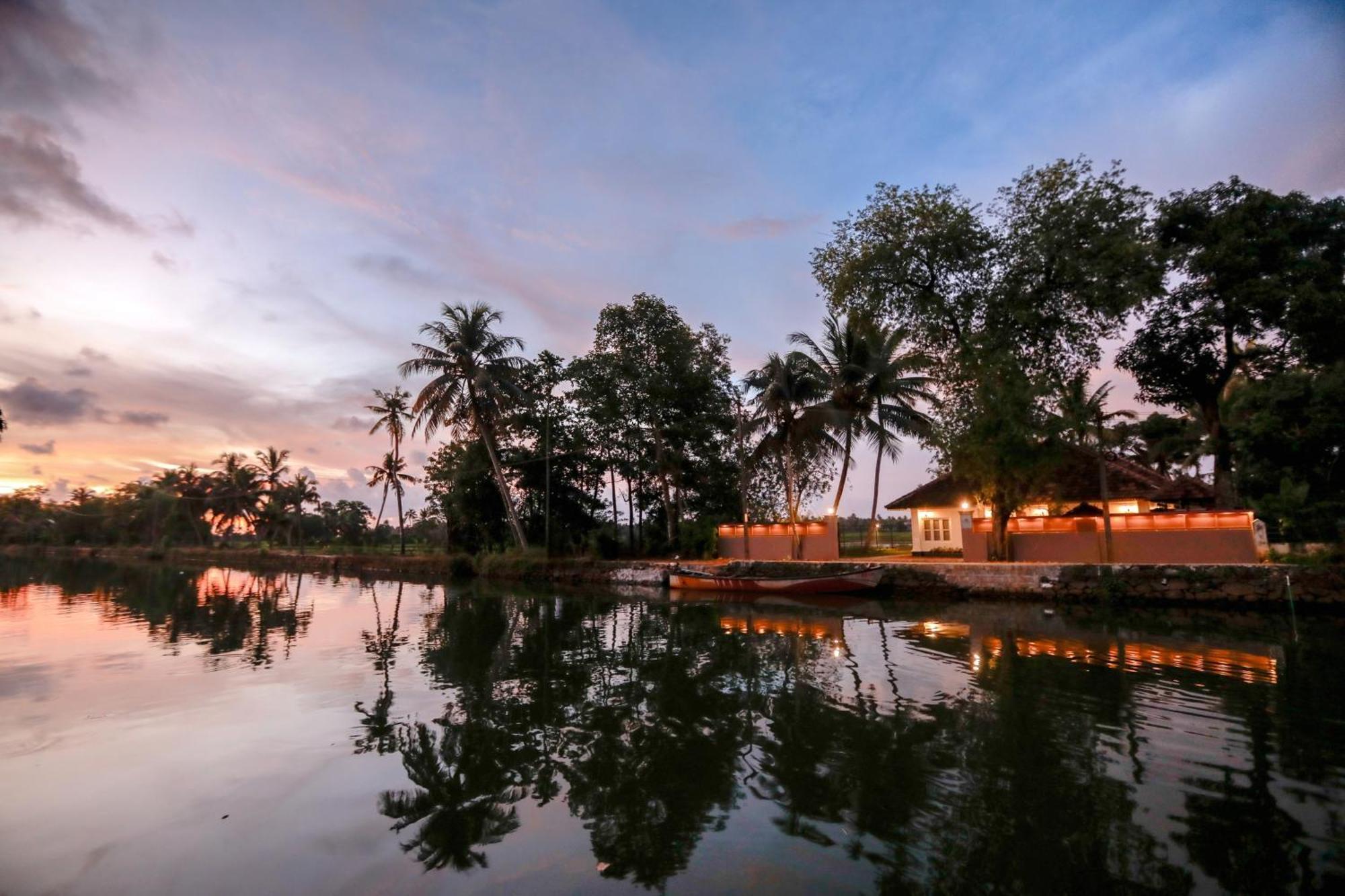 Paadam By The Backwaters Kumarakom Extérieur photo